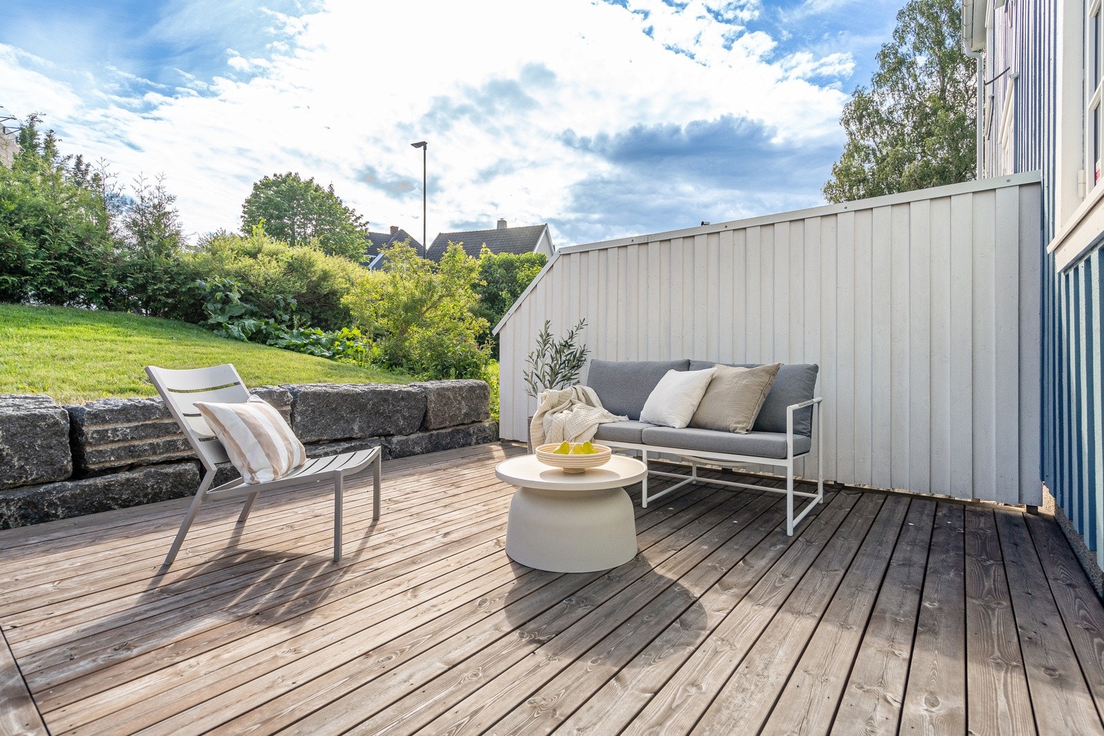 Terrassen er vestvendt og solrik Galleribilde