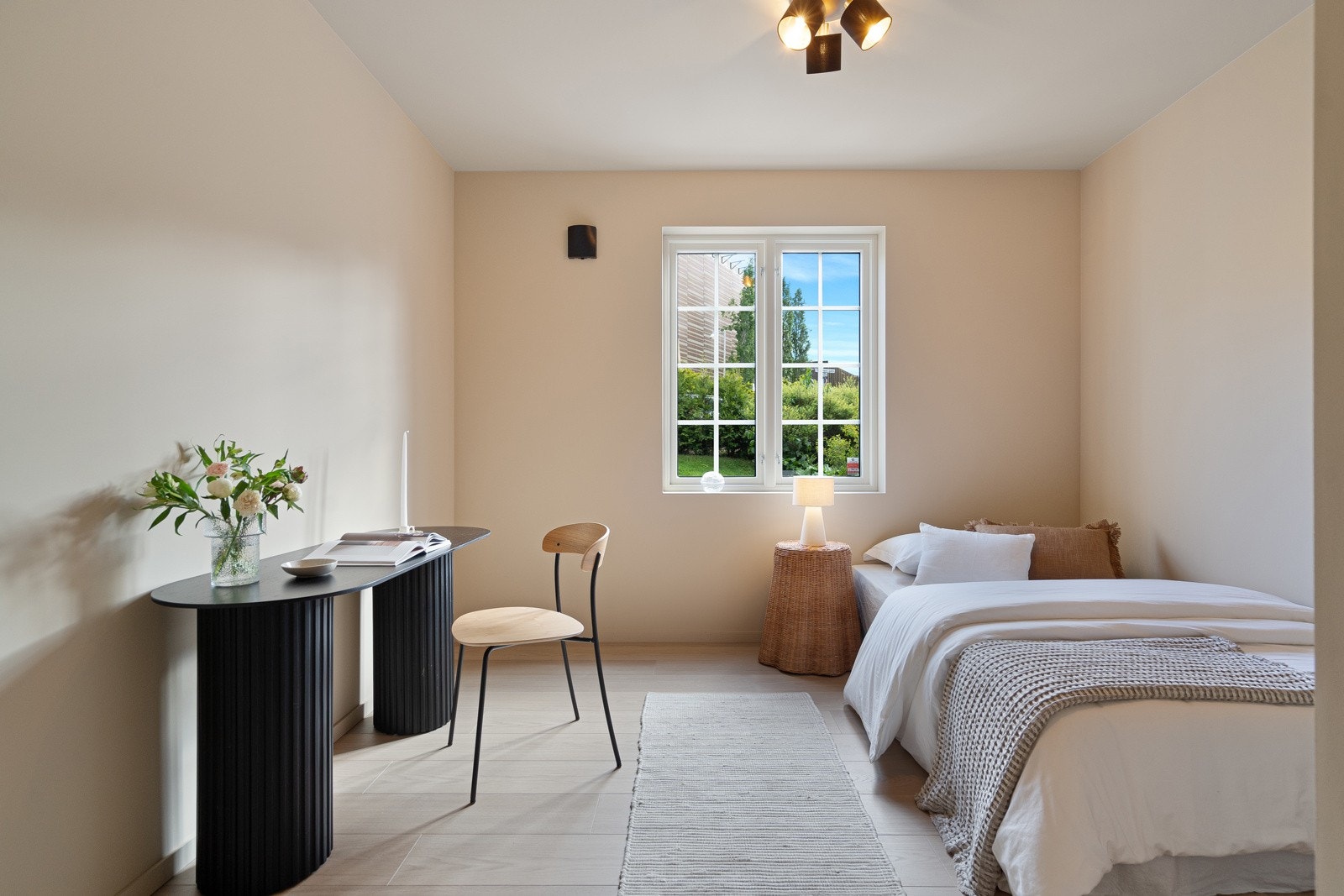 Soverom nr 2 har en god størrelse og oppleves som innbydende! Galleribilde