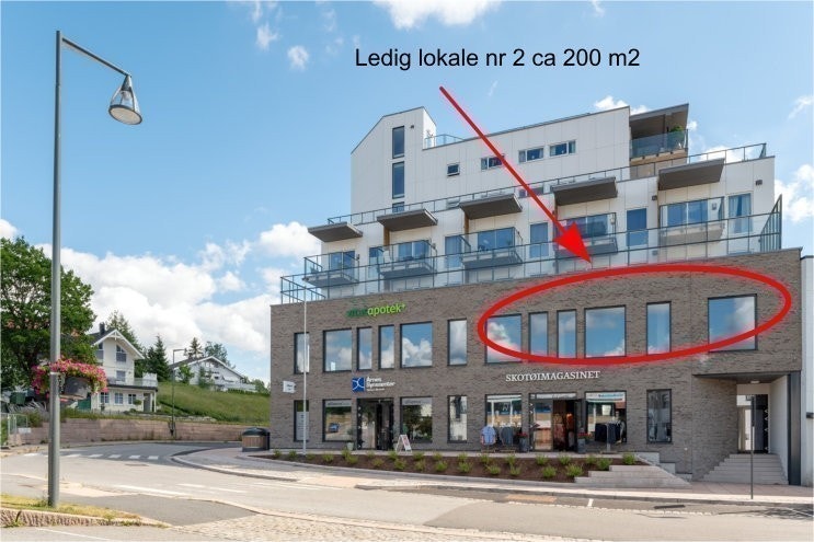Lokale nr 2 ca 280 m2 i 2. etg. Galleribilde