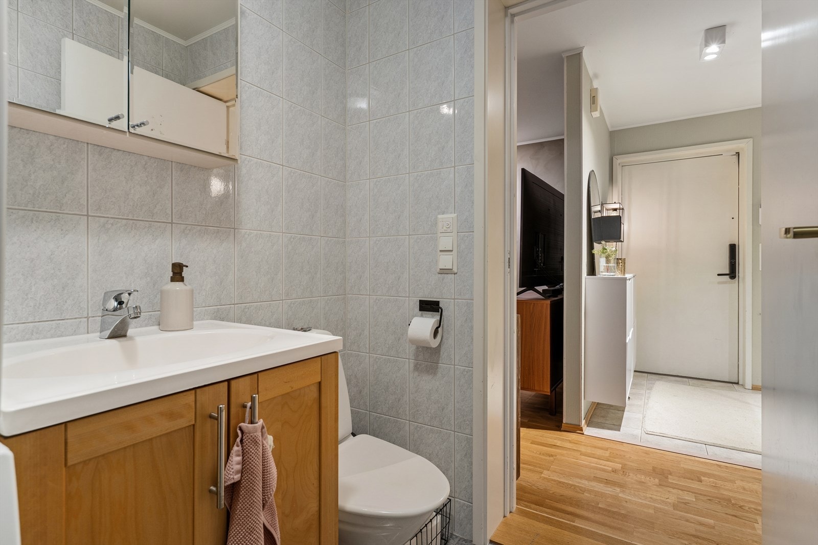 Badet har behagelige varmekabler i gulv. Galleribilde