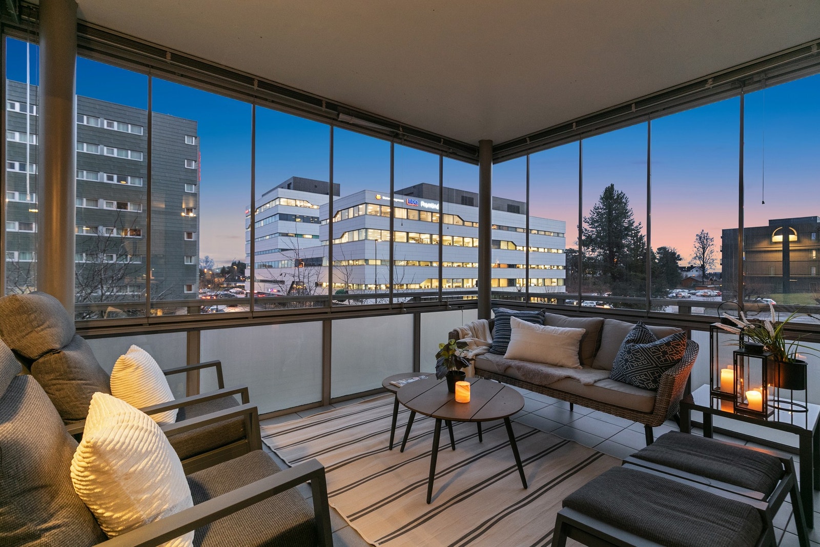 Velkommen til Anne Diesens veg 14, presentert av Petter Bakke.
Foto: Pil Branding (Kim Rognmo). Galleribilde