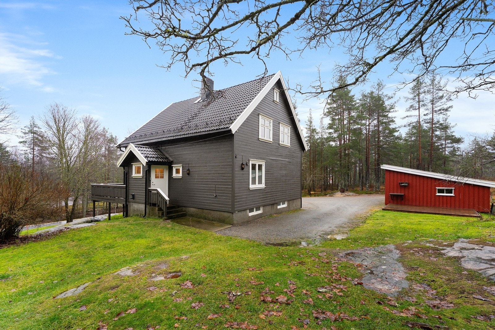 Inngangspartiet Vegusdalveien 1359 Galleribilde