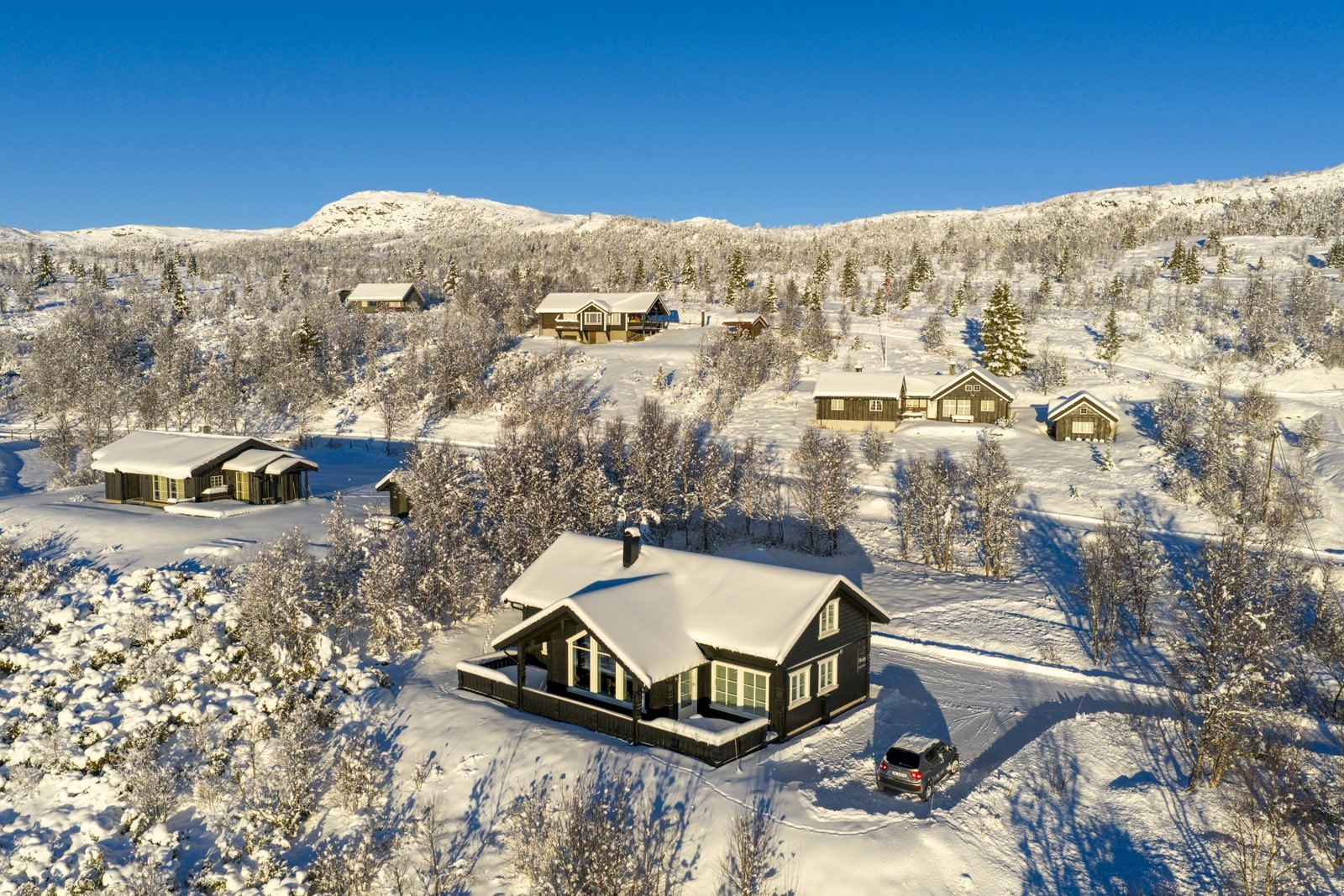 Med kort avstand til både skiløyper, alpinbakker og Beitostølen sentrum har du alt du trenger rett i nærheten Galleribilde
