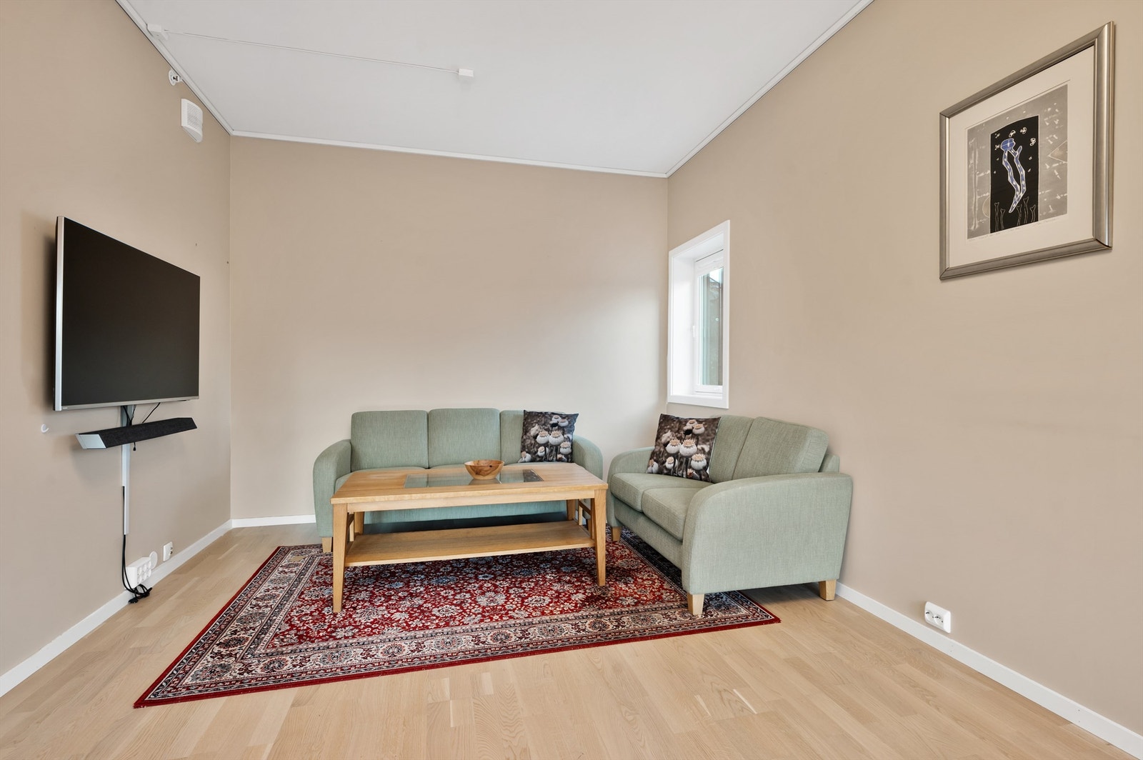 Del av stuen benyttet som Tv-stue (opprinnelig tegnet inn som soverom) Galleribilde