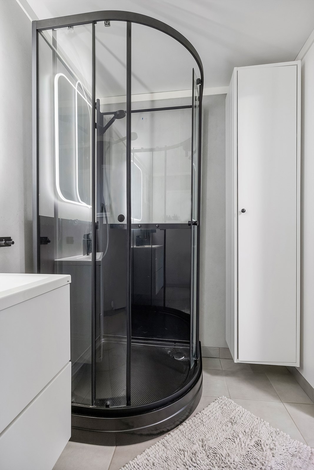 Bad/WC i underetg. Galleribilde