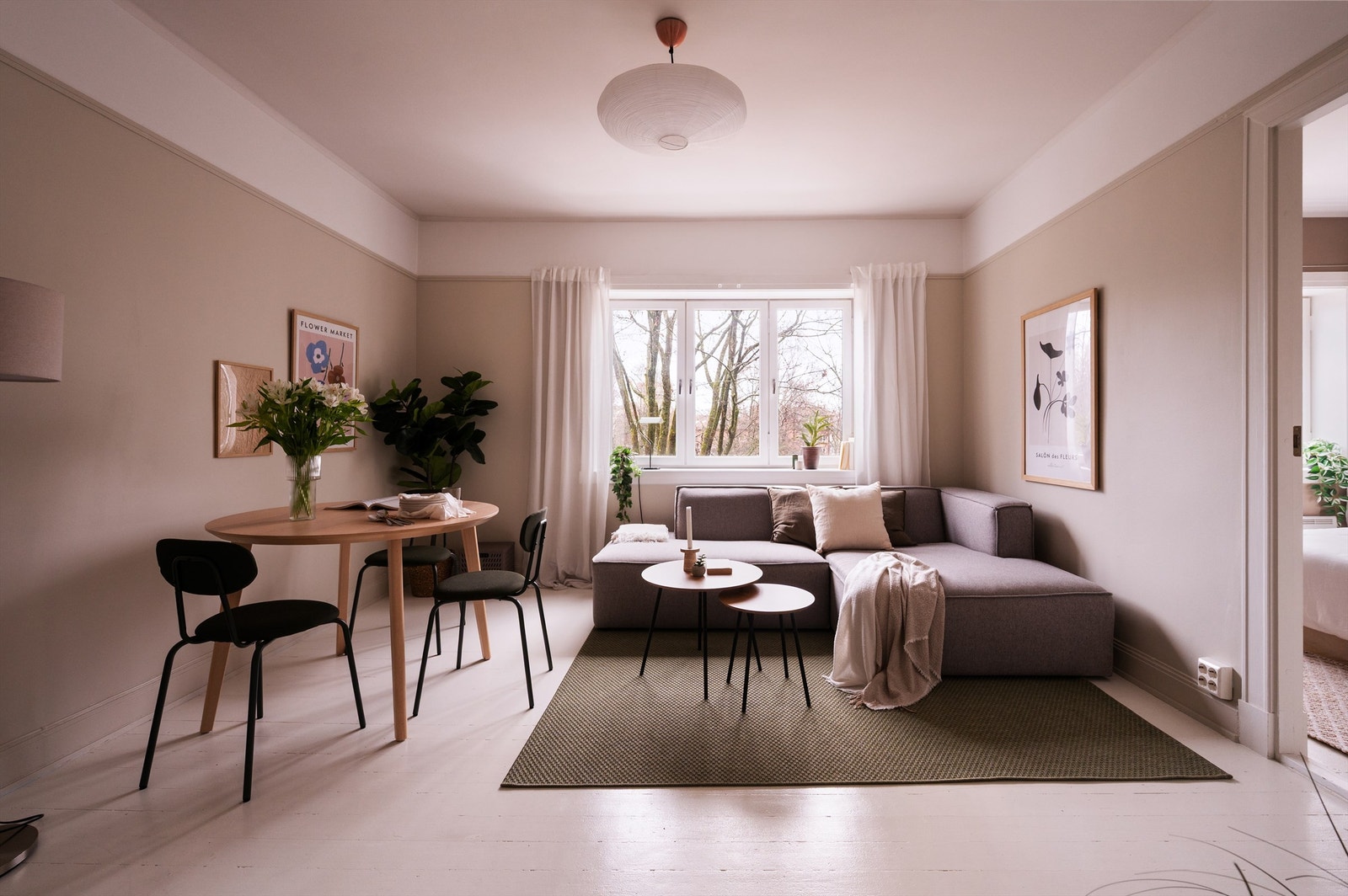 Velkommen til Valdresgata 16C - presentert av Sandra M. Bylin i Krogsveen Galleribilde