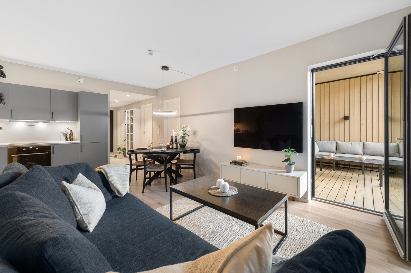 EiendomsMegler 1 v/Martin Mitani har gleden av å presentere Repslagerveita 2 B. Foto: Krokstad&Nervik Galleribilde