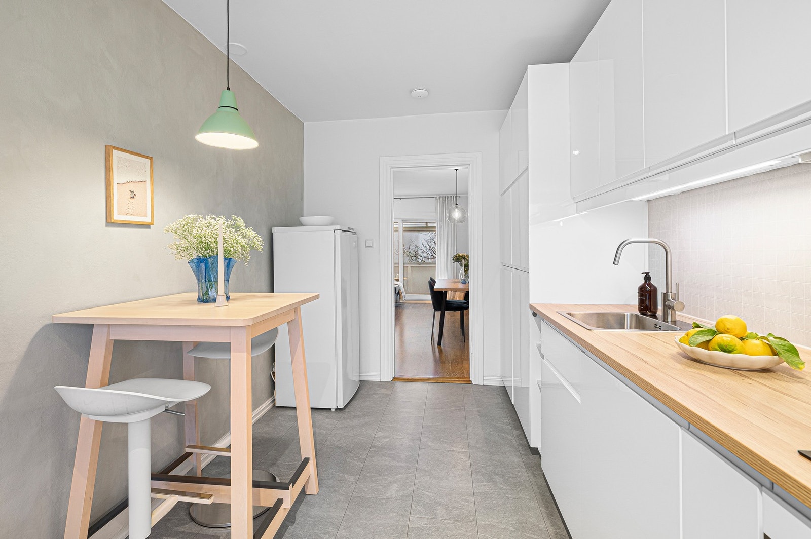 Kjøkkenet ble pusset opp i 2018. Galleribilde