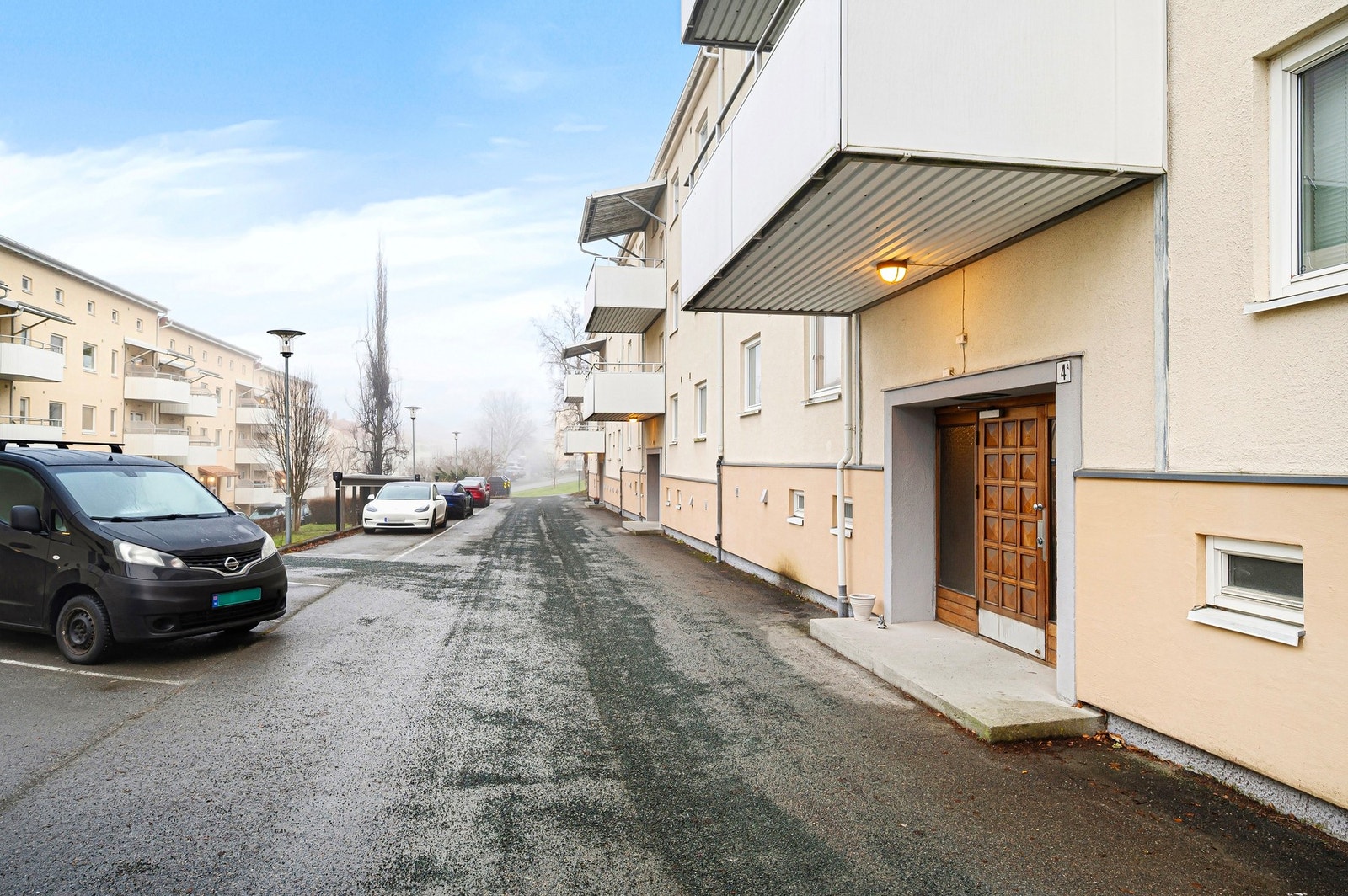 Boligen ligger sentralt til med nærhet til NTNU og Solsiden. Galleribilde