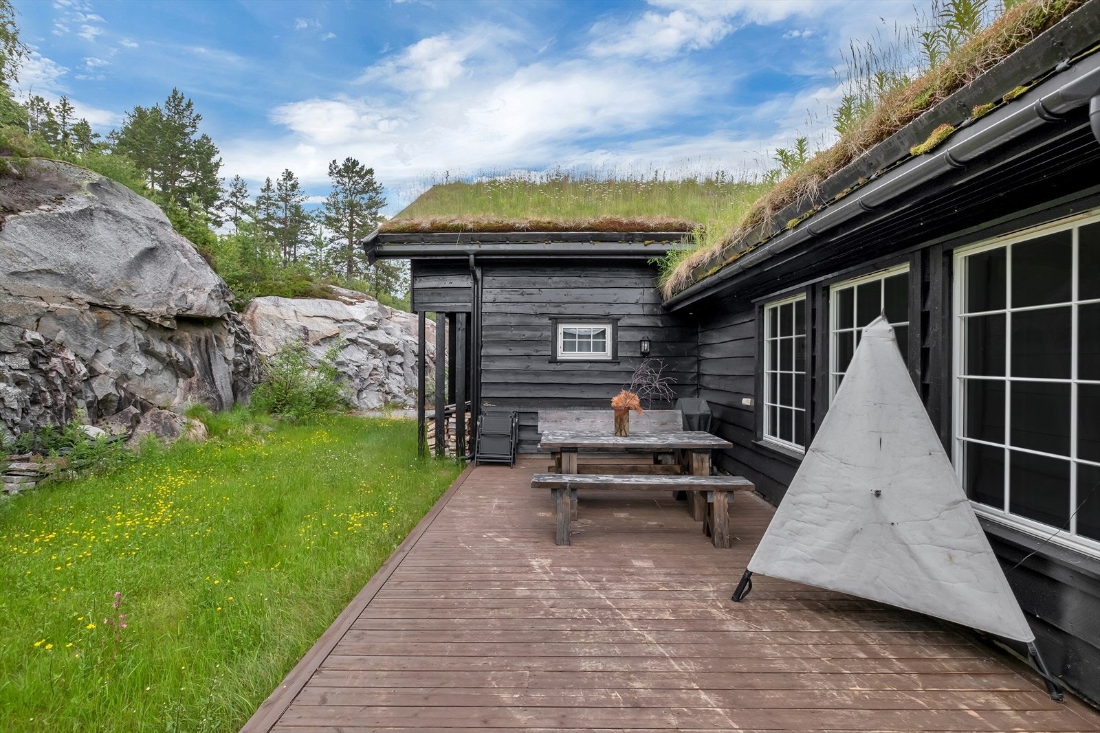 Her er det hyggelig å nyte fine dager om sommeren og vinteren. Galleribilde