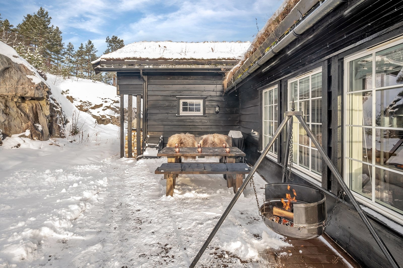 Her er det hyggelig å nyte fine dager om sommeren og vinteren. Galleribilde