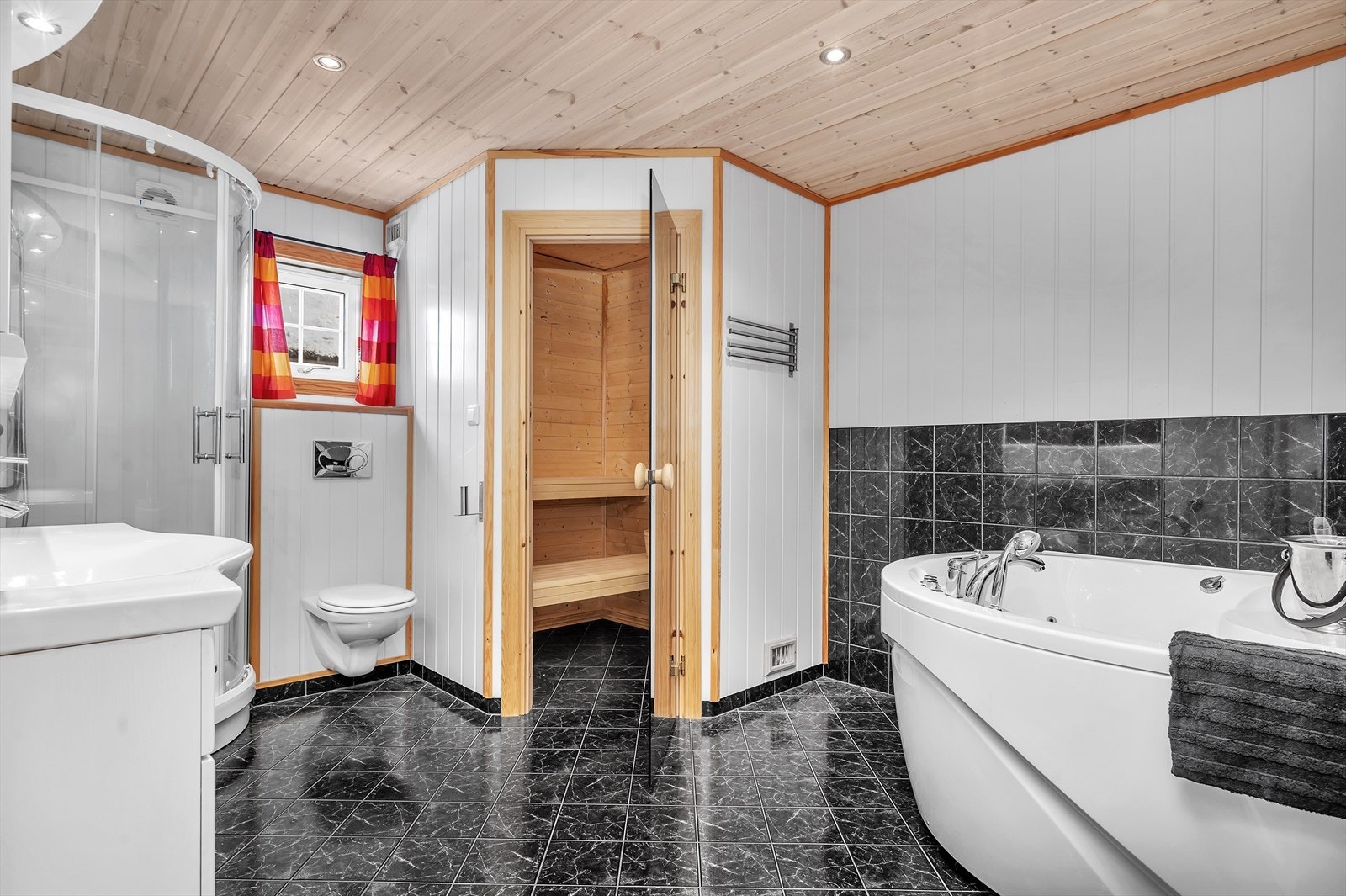 Adkomst til badstue. Galleribilde