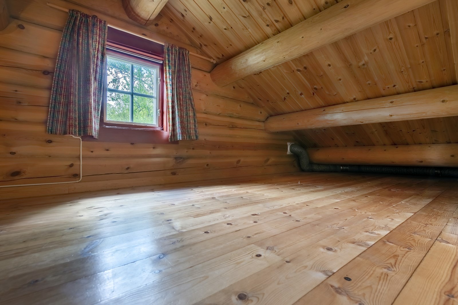 Hems over soverom og bad Galleribilde