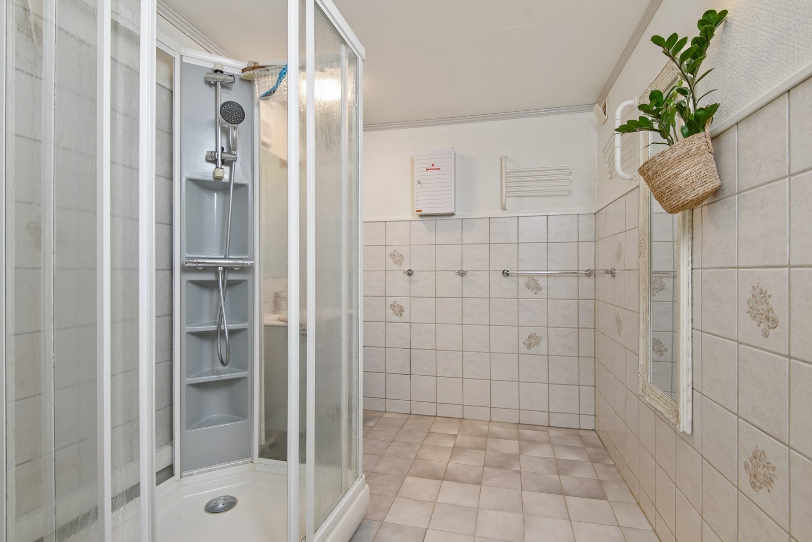 Baderom fra ca 2000 Galleribilde