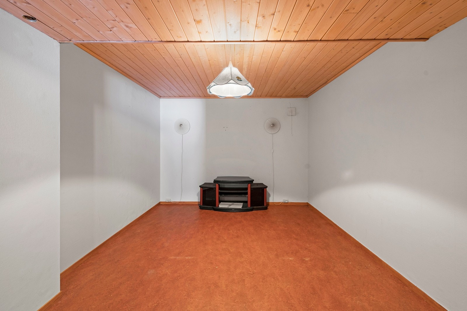 Kjellerrom Galleribilde