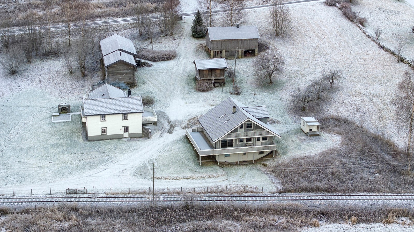 Boligen fra 1986 til høyre og boligen fra 2008 til venstre Galleribilde