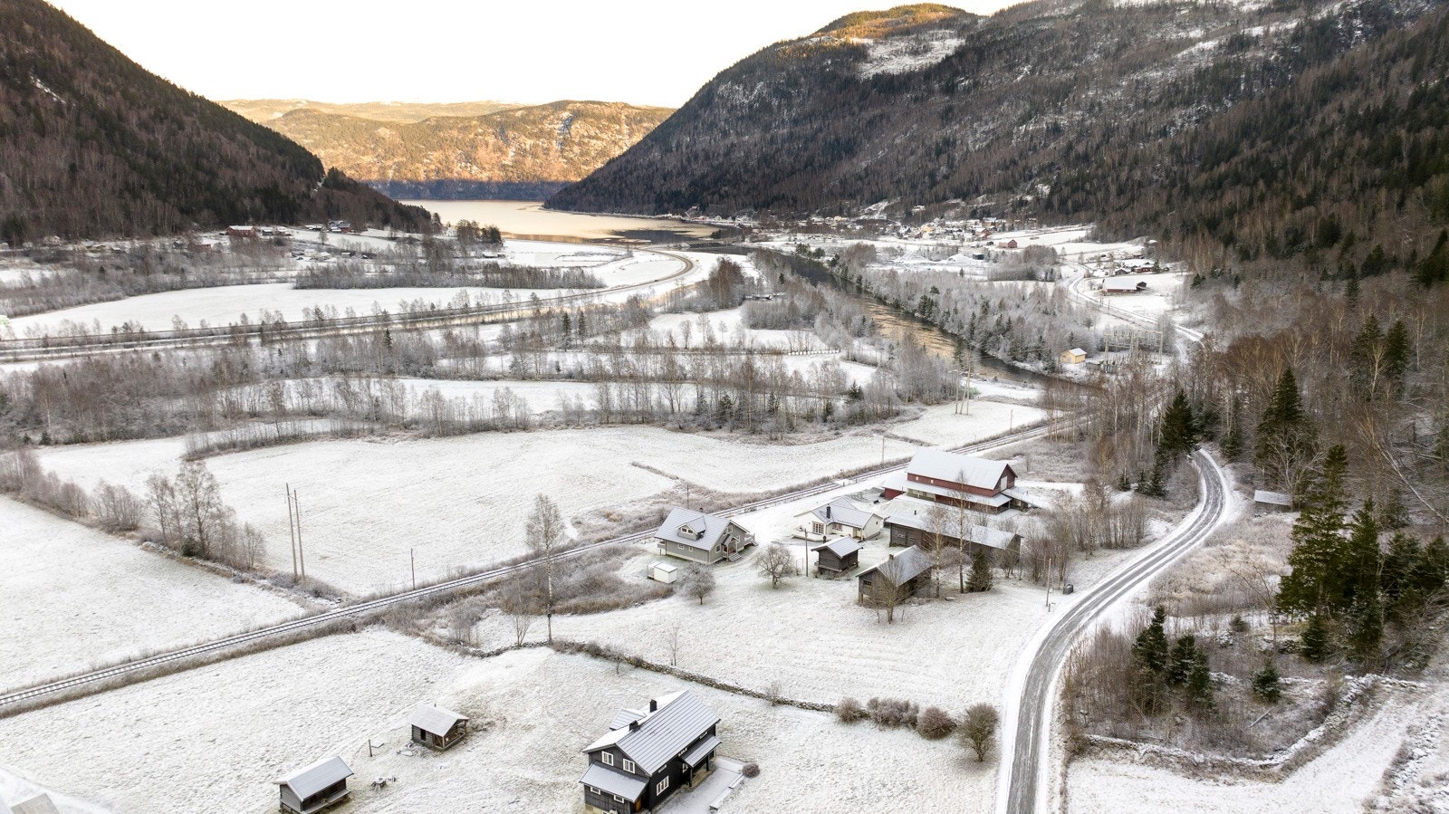 Eiendommen er en del av Rollagåsen jaktlag for jakt på storvilt Galleribilde