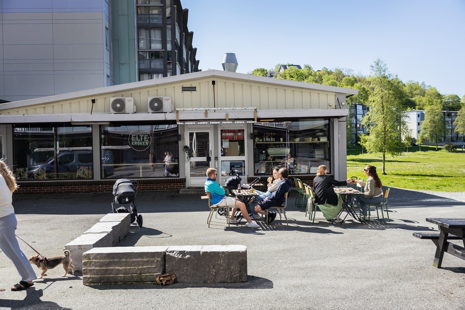 Eltekroken ligger på Mannsverk og to minutters gange fra leiligheten! Galleribilde