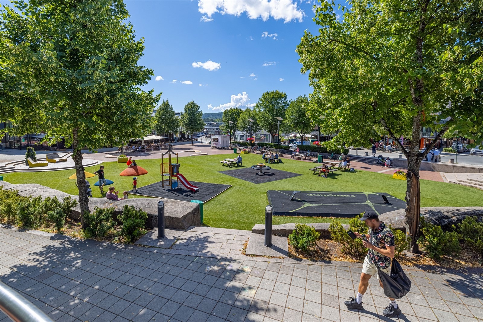 Asker sentrum. Galleribilde