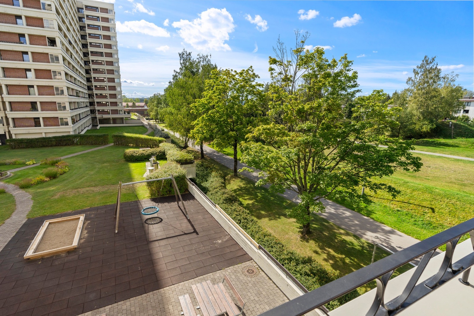 Usjenert utsikt fra balkongen. Galleribilde