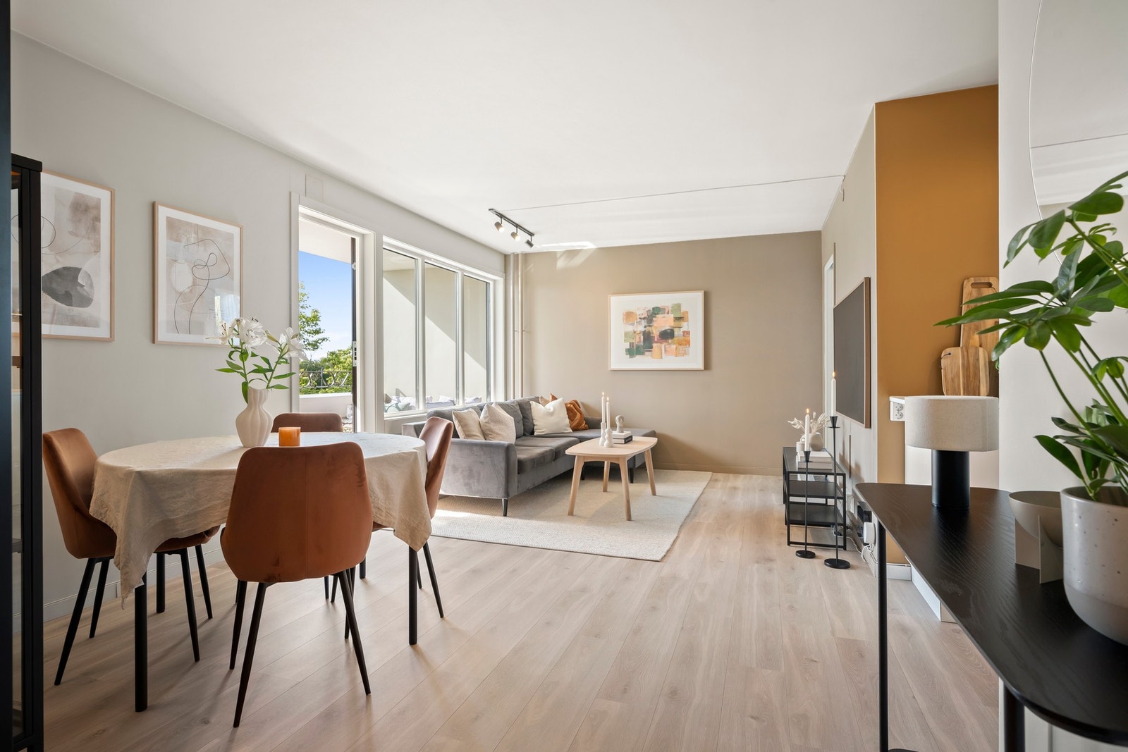 Velkommen til Nåkkves vei 3 - Presentert av Robert Borgås v/ Privatmegleren. Galleribilde