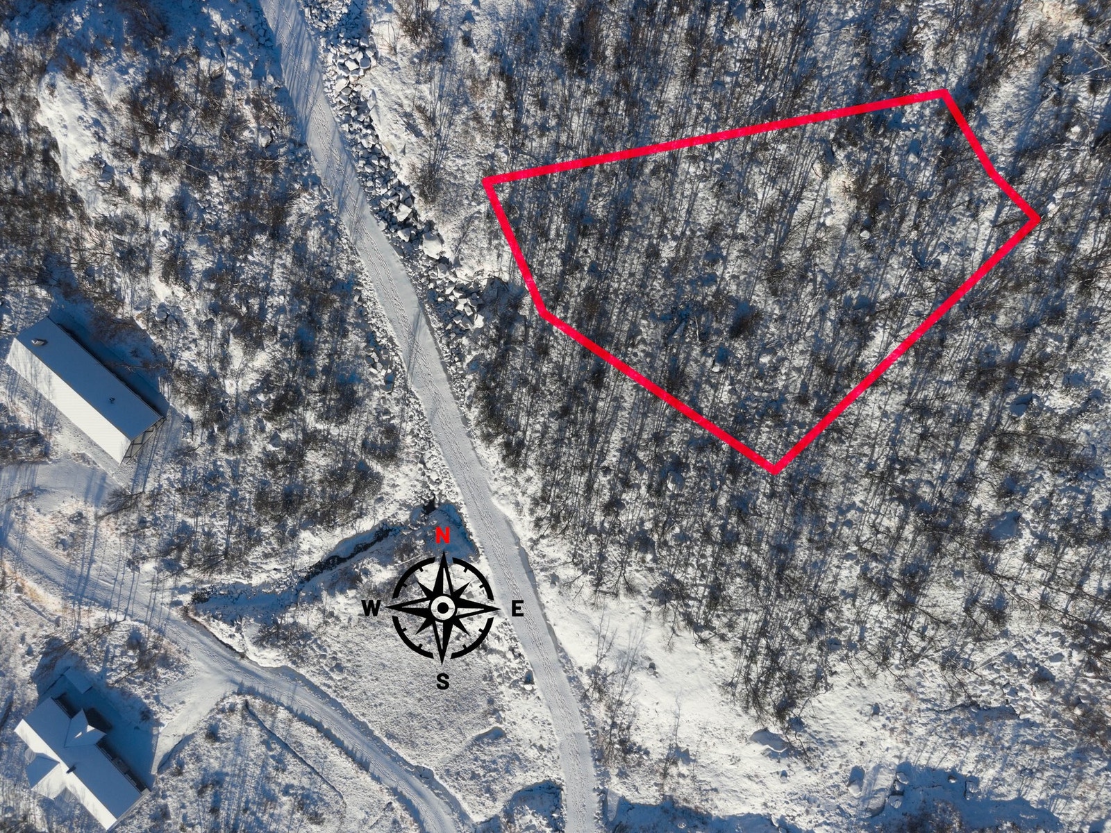 Markert område viser ca. hvor tomta går. Galleribilde