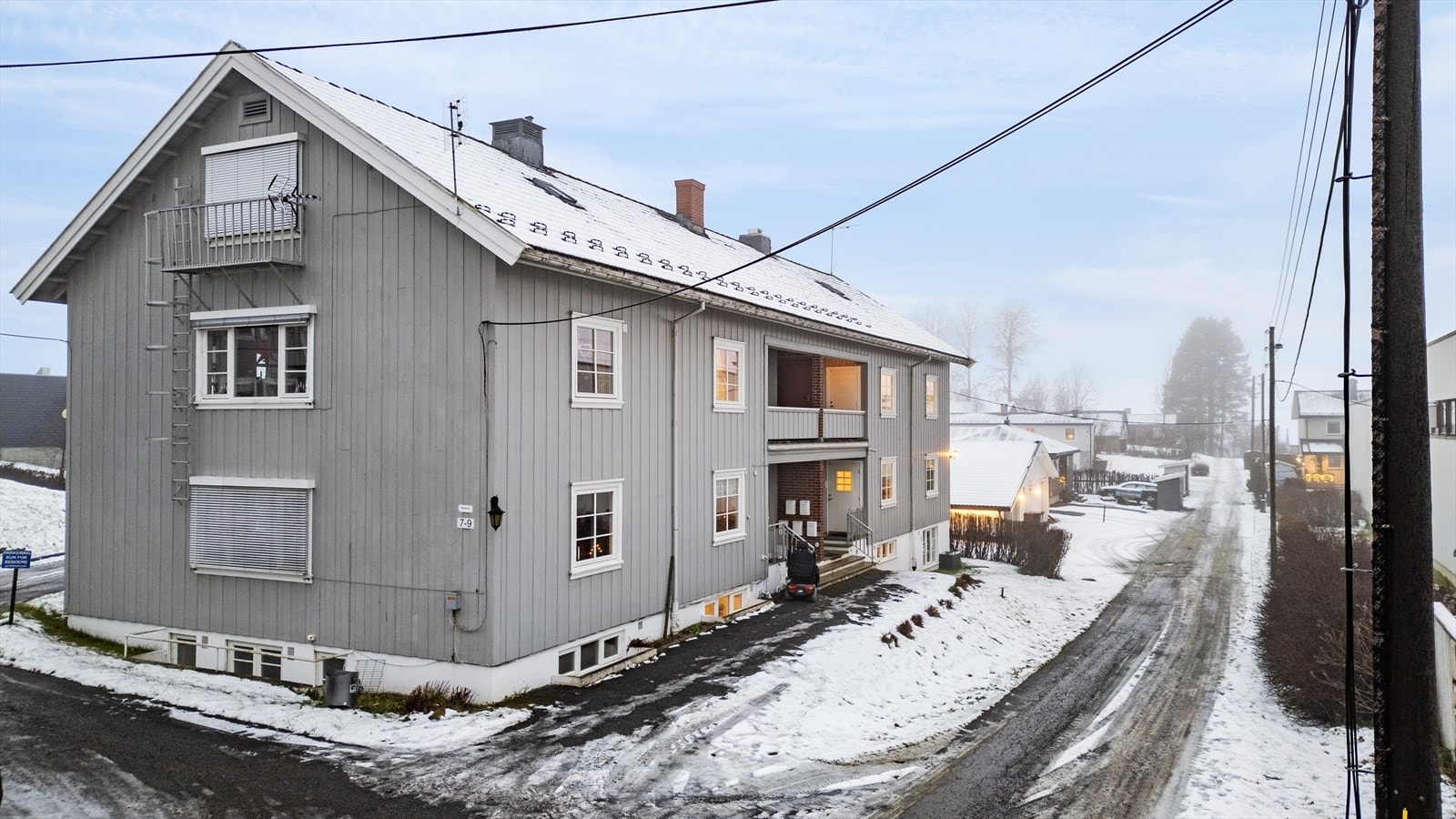 Inngangsparti. Galleribilde