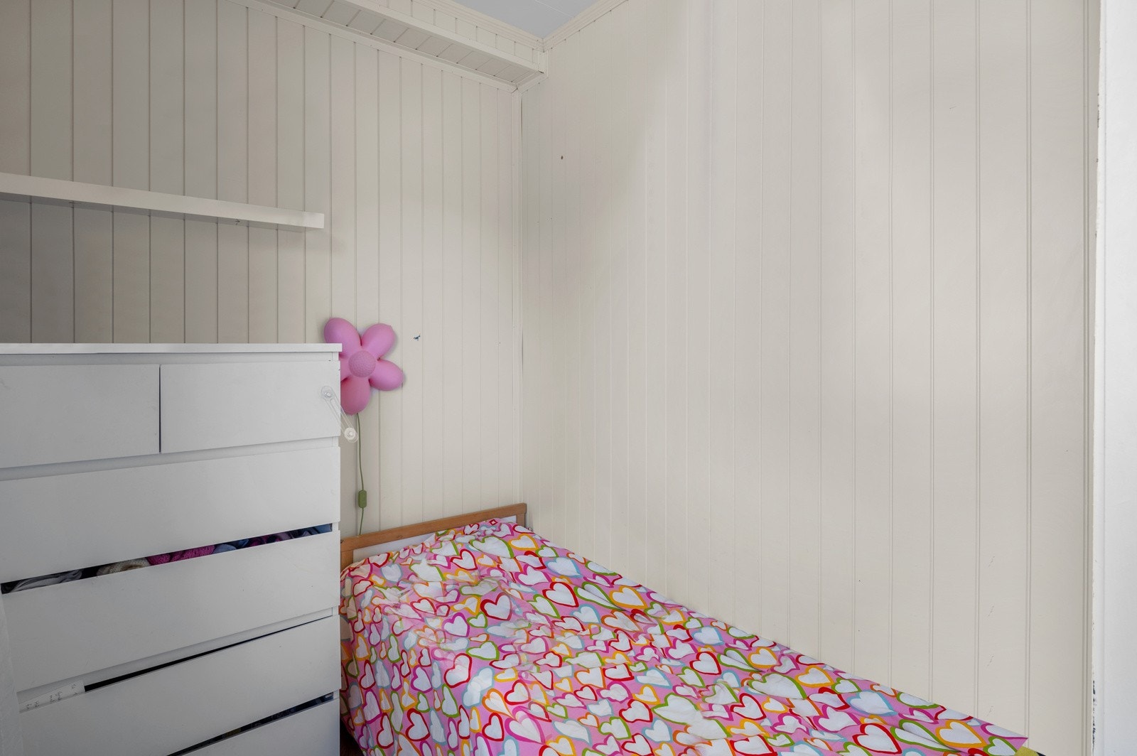 Soverommet kan fint passe som et barnerom eller kontor. Galleribilde