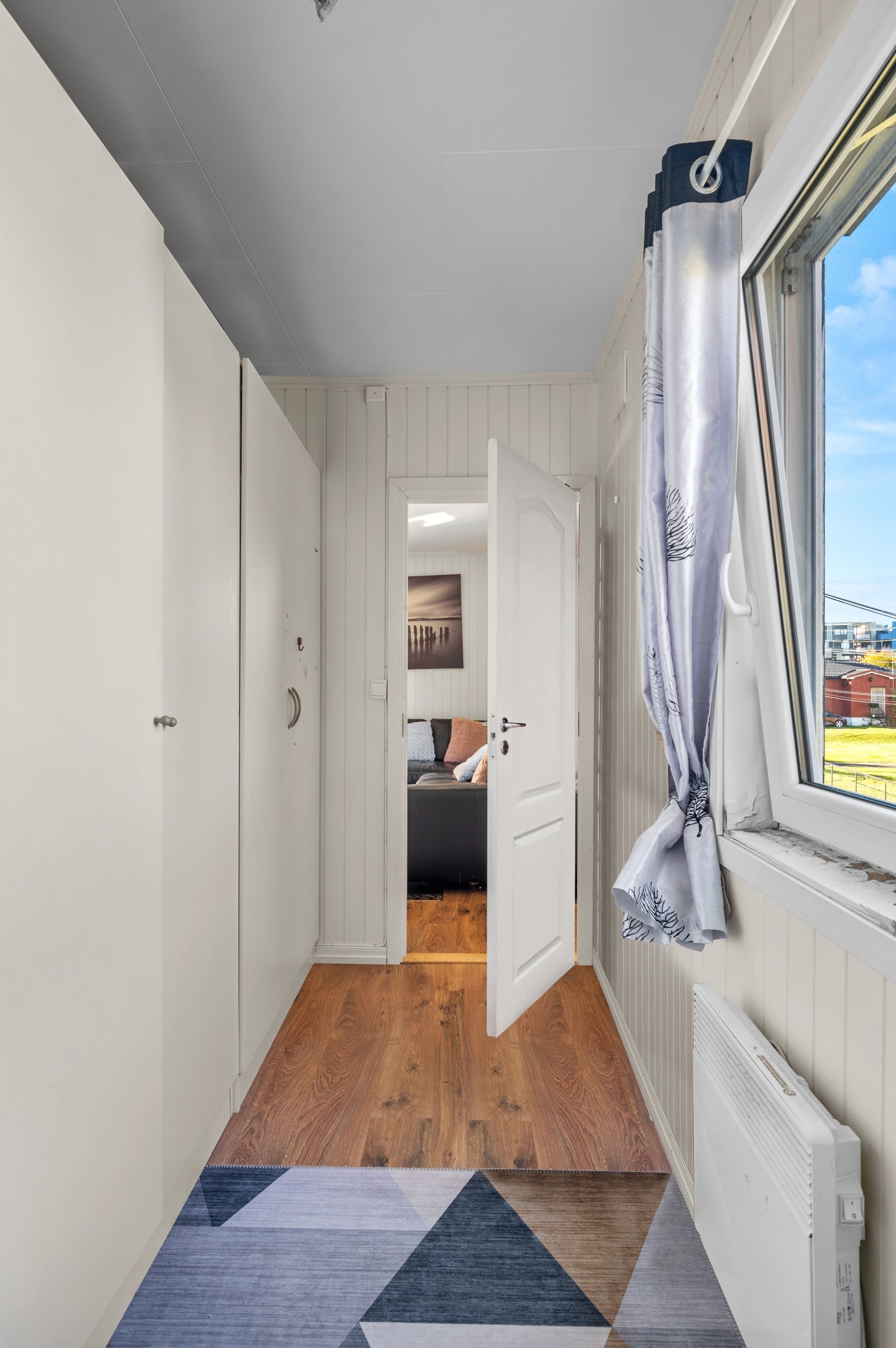 Mulighet for å innrede med garderobe eller kommode. Galleribilde