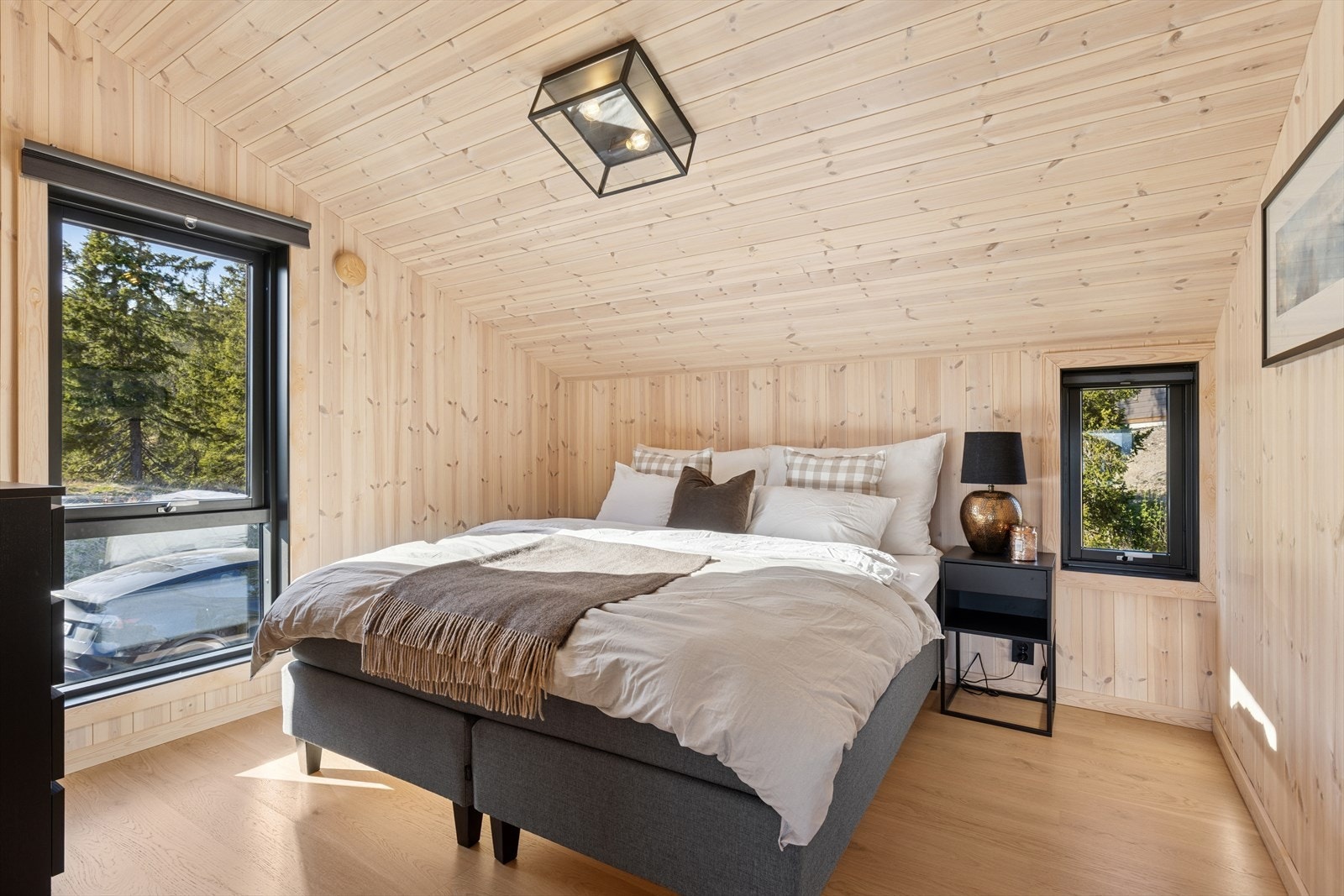 Det er tre soverom i 2. etasje. Galleribilde