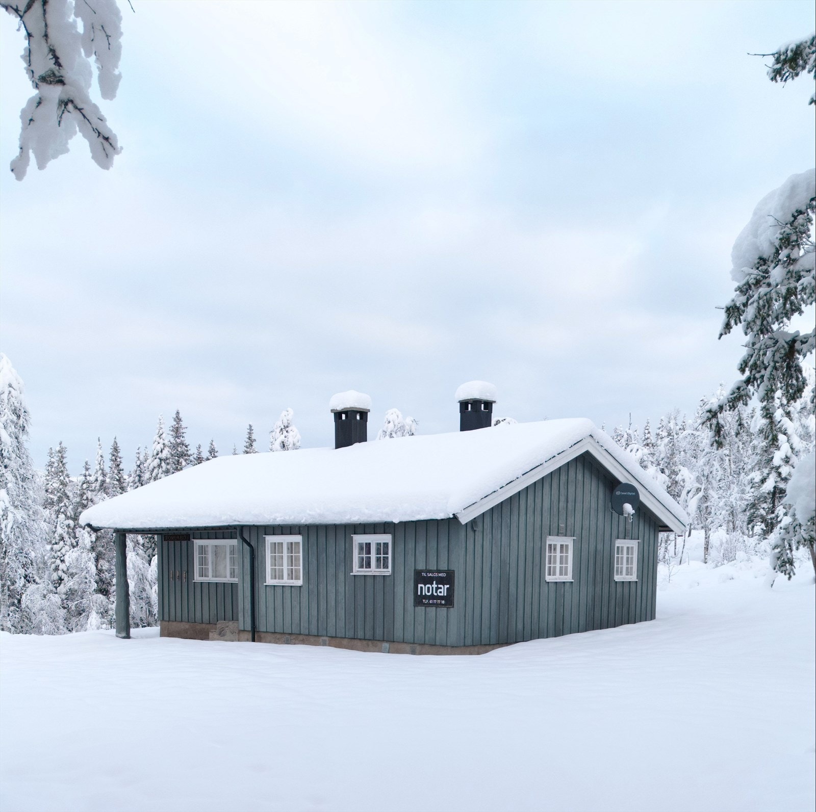 Koselig hytte med innlagt vann & strøm beliggende med kort veg til løypenettet Galleribilde