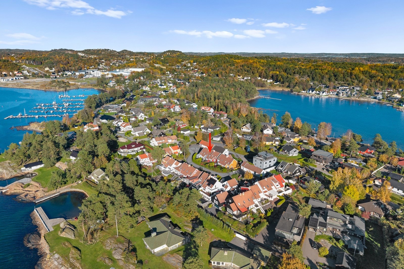 Asnes byr på ekte sørlandsstemning - midt i hjertet av Sandefjords vakre skjærgård. Galleribilde