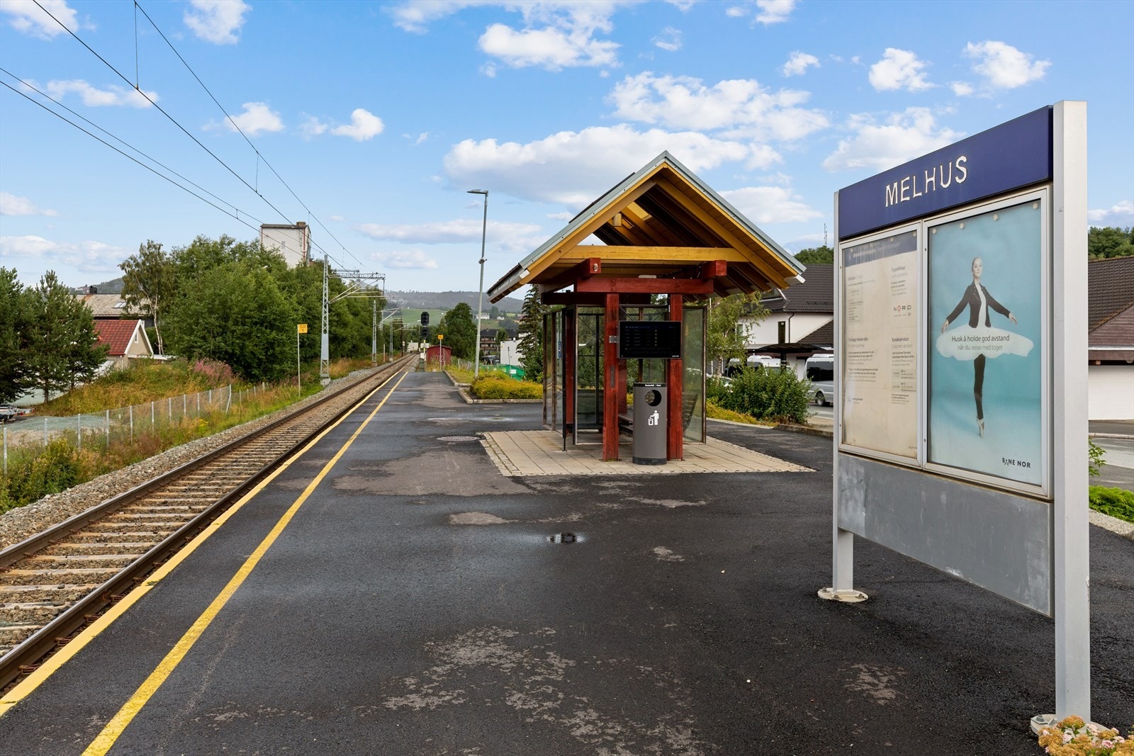 Melhus skysstasjon-Fra her kommer du deg med tog til Trondheim S på underkant av en halvtime. Galleribilde