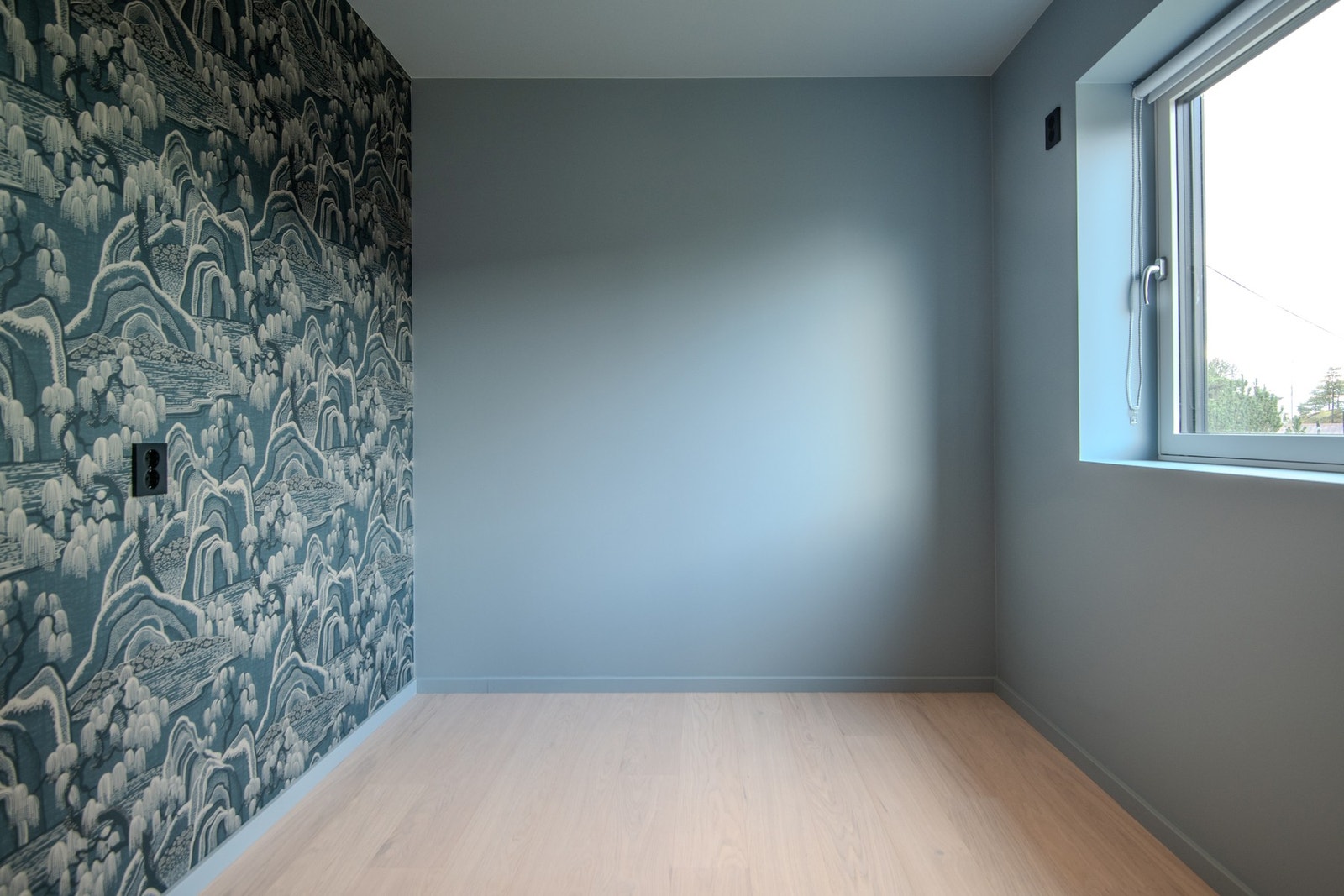 Rommene gir fleksible møbleringsmuligheter og egner seg godt som barnerom, gjesterom eller kontor. Galleribilde