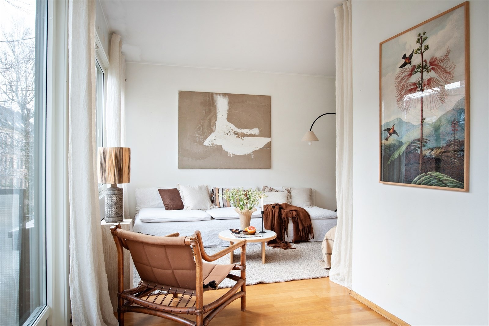 En arealeffektiv, meget lys og trivelig leilighet Galleribilde