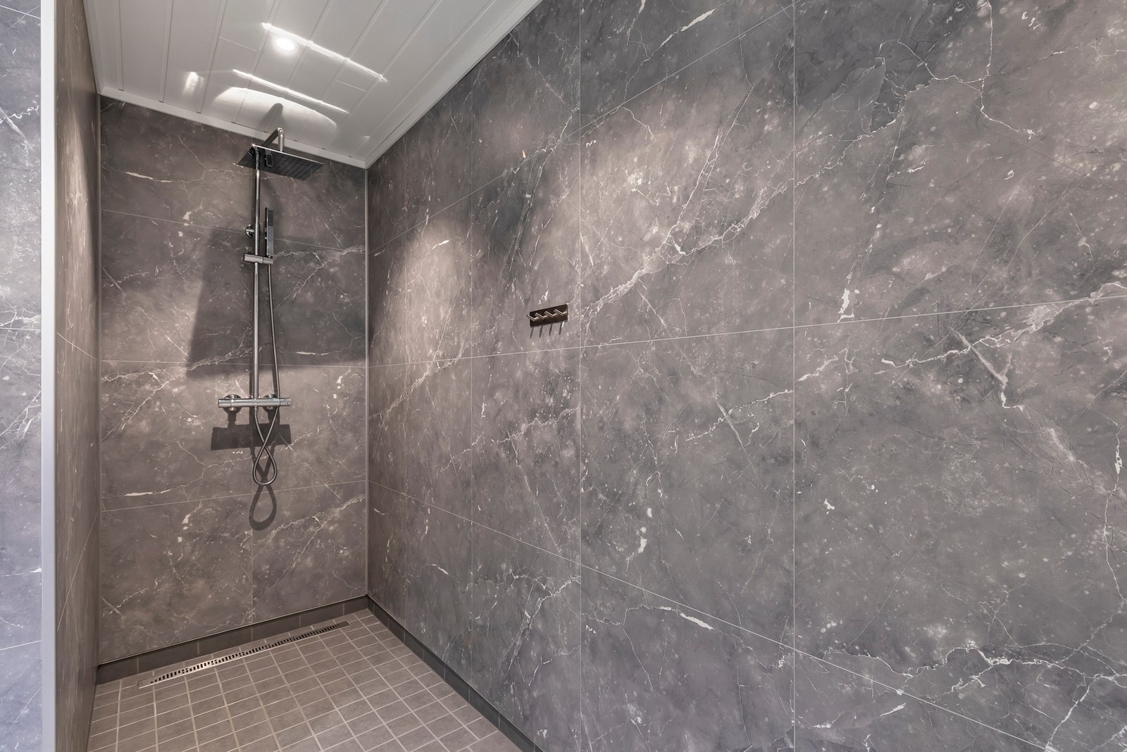 Bad i hovedetasje Galleribilde