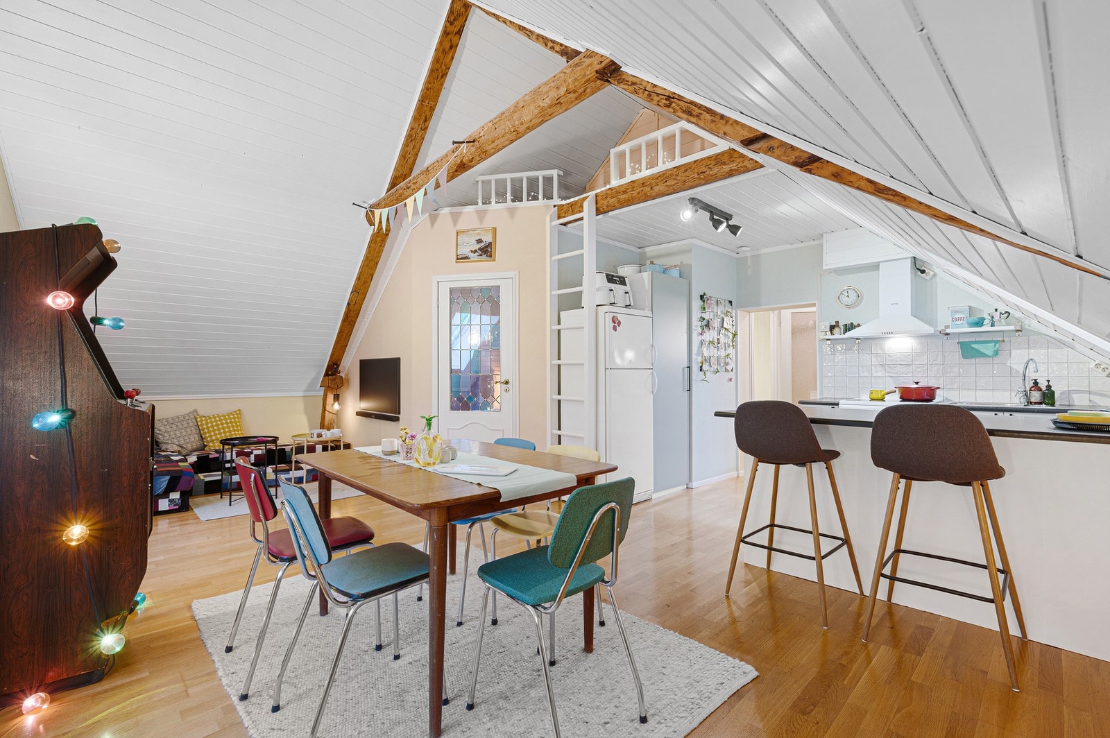 Velkommen opp til 2.etasje. Galleribilde