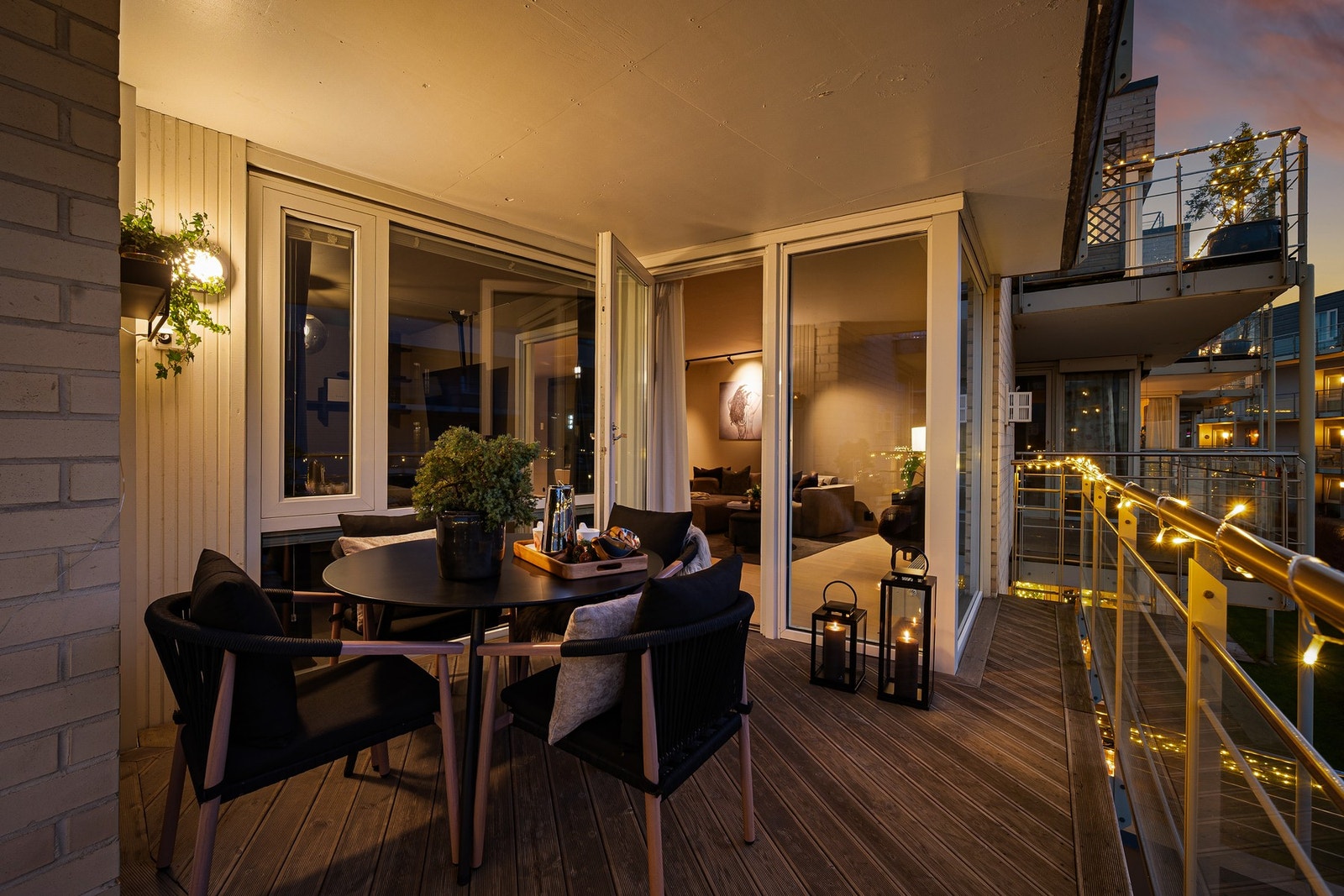 Her får du en fantastisk hjørneleilighet beliggende i 5.etasje. Galleribilde