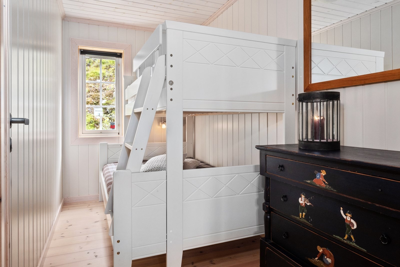 Soverom 2 med familiekøye. Galleribilde