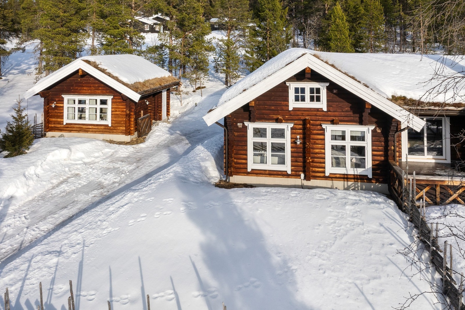 På eiendommen er det også et praktisk anneks. Galleribilde