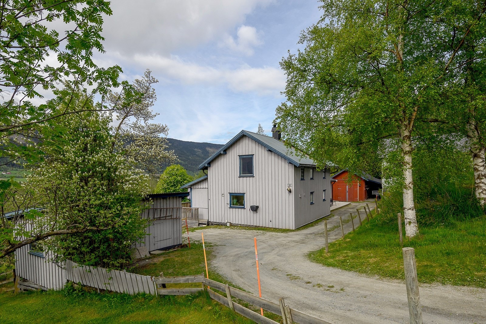 Enebolig fra 1915 som senere er tilbygget i 2009 Galleribilde