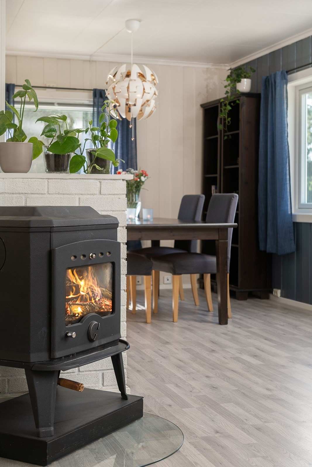 Vedovn som gir en lun og koselig stemning Galleribilde