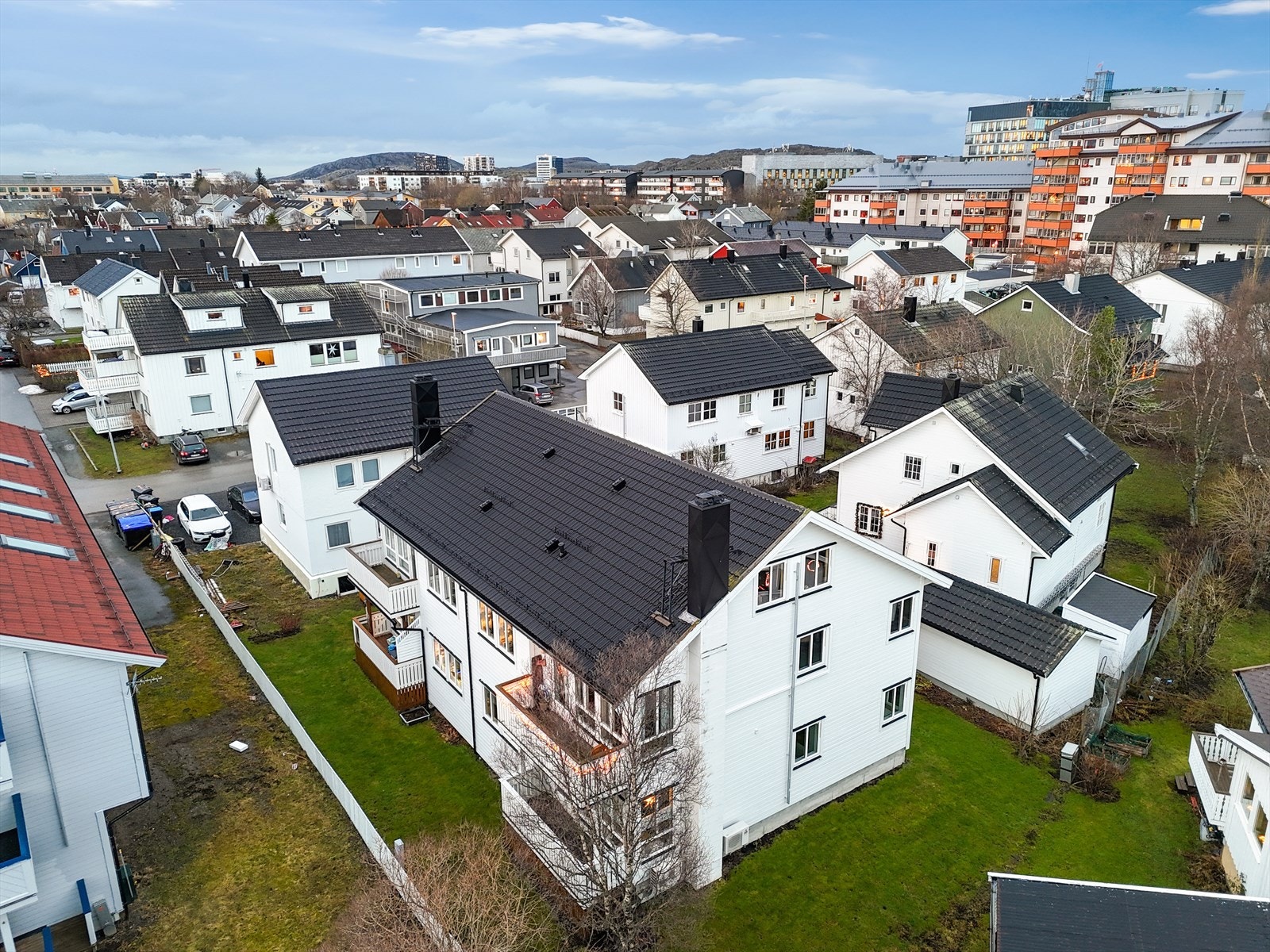 Her får du en tilbaketrukket, men sentral beliggenhet Galleribilde