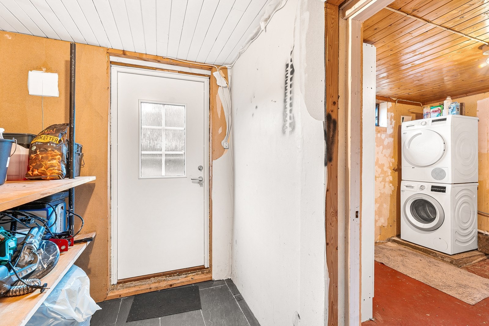 Utgang til bakhagen Galleribilde