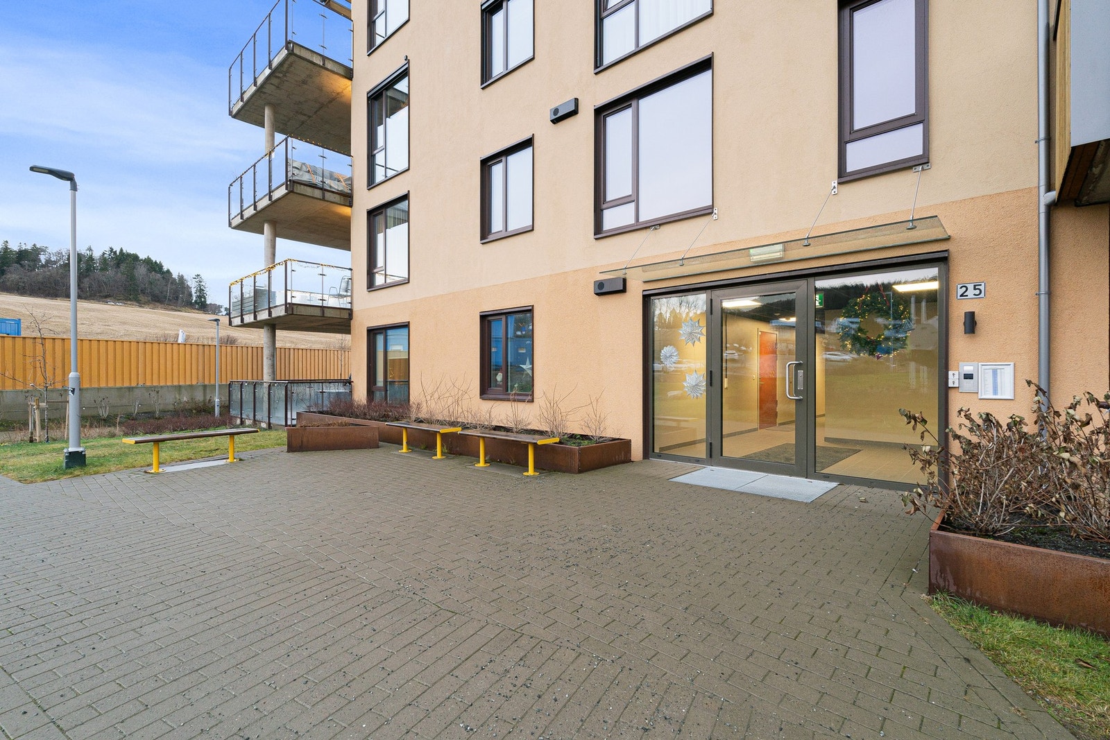 Leiligheten har en fantastisk beliggenhet på det nyetablerte boligfeltet på Overvik. Galleribilde