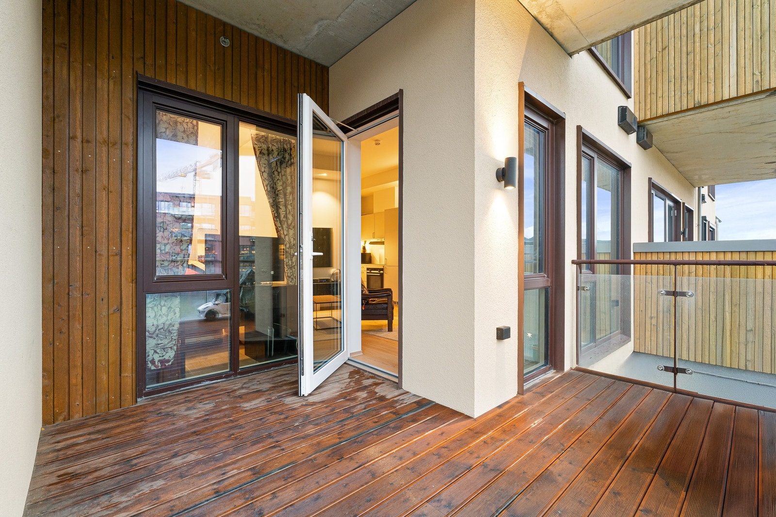 Her er det gode muligheter for å innrede med ønsket loungemøblement for sosiale sammenkomster med venner og familie. Galleribilde