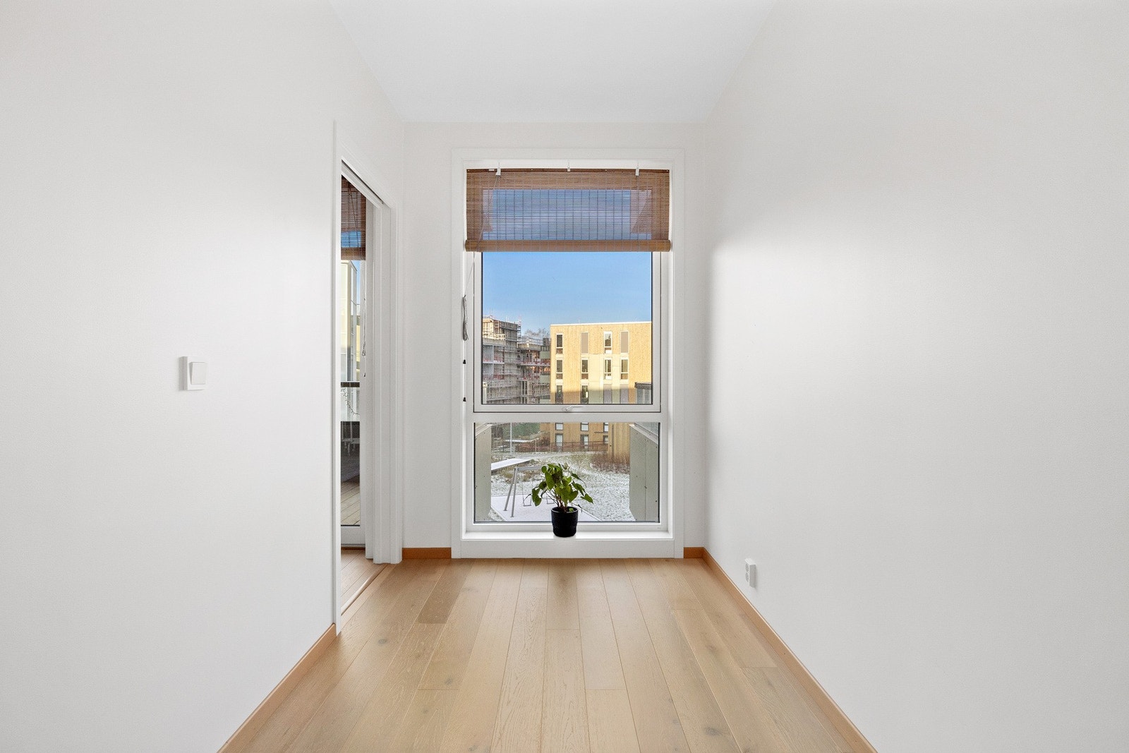 Det andre soverommet passer ypperlig som barnerom, gjesterom eller kontor Galleribilde