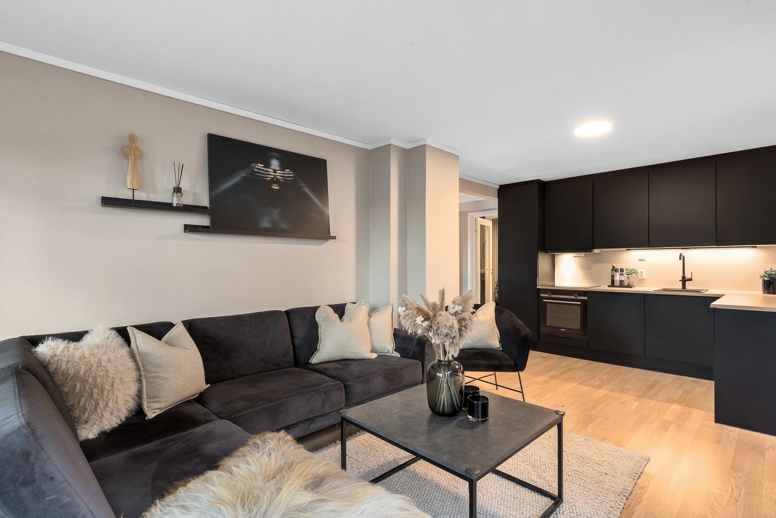 Åpen stue/kjøkken-løsning Galleribilde