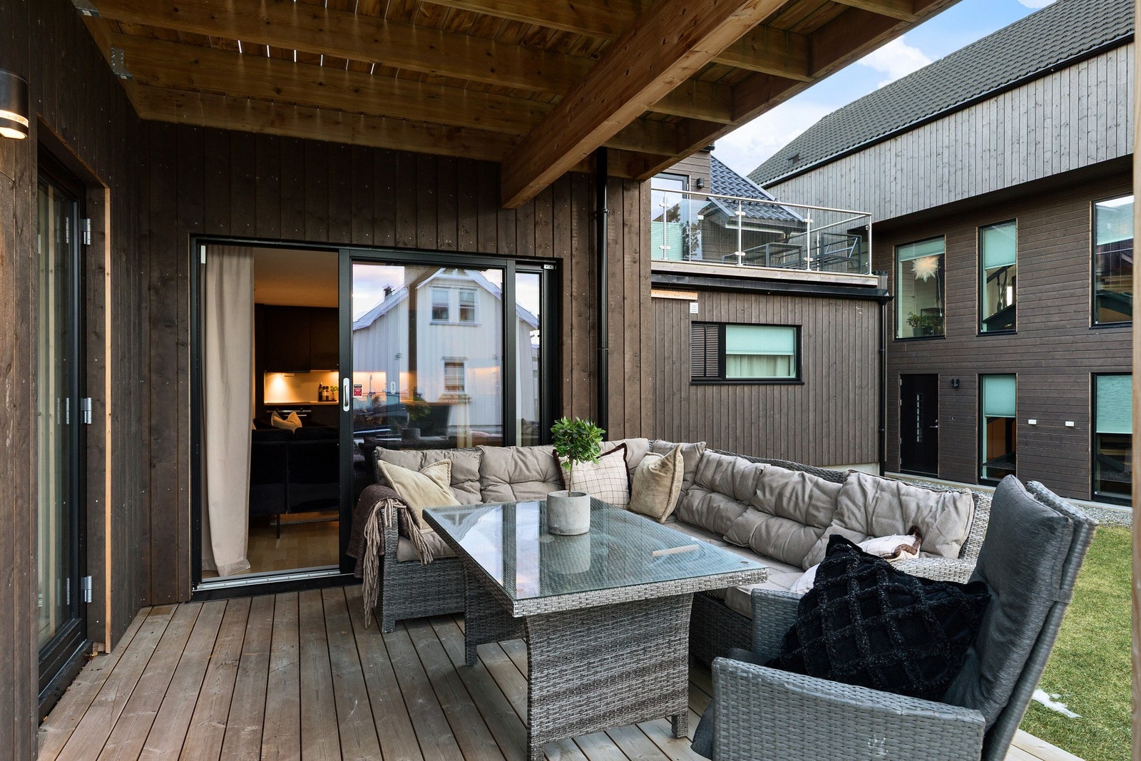 Skjermet og privat terrasse på 13 kvm Galleribilde