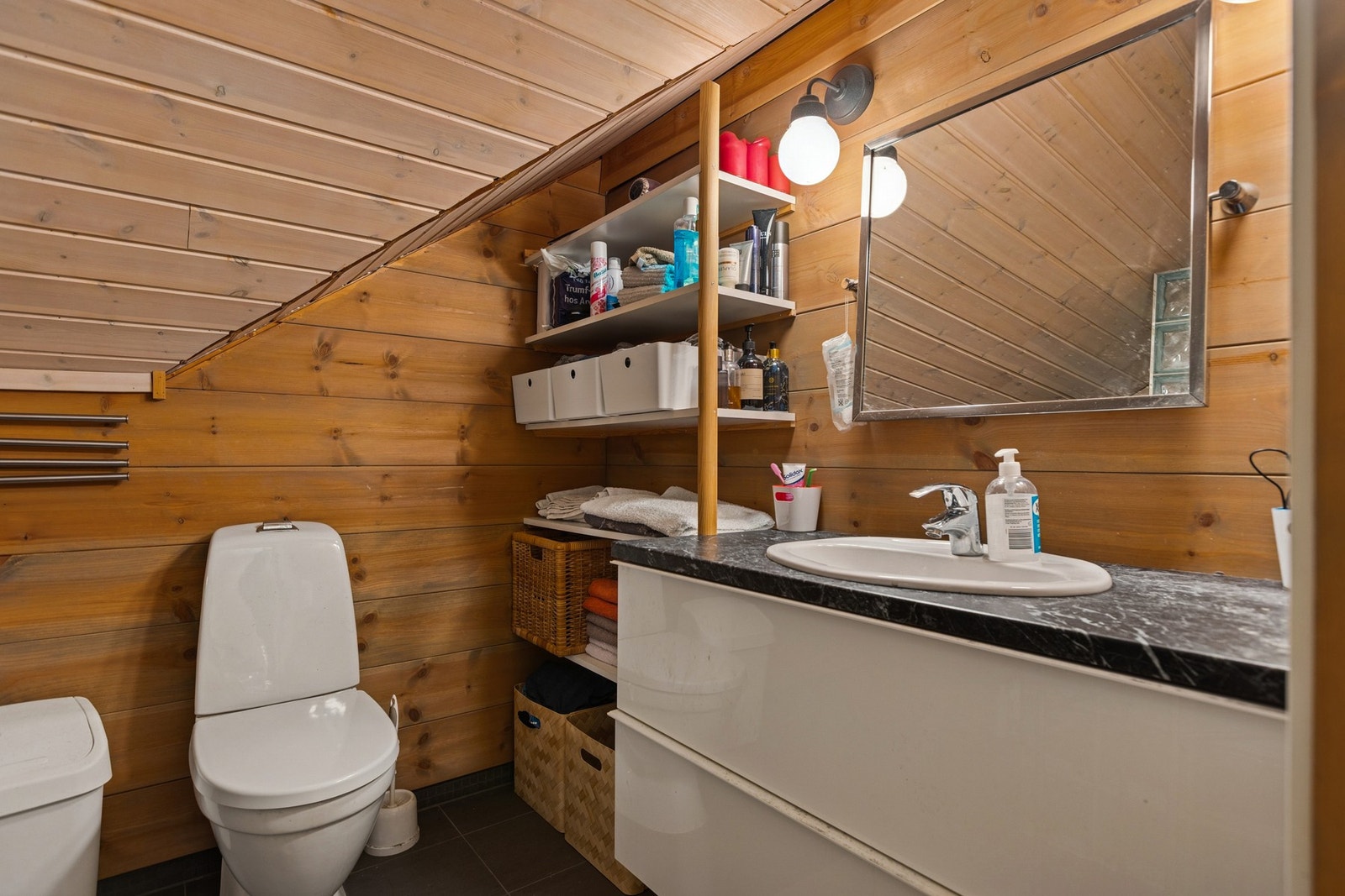 Badet i andre etasje. Galleribilde